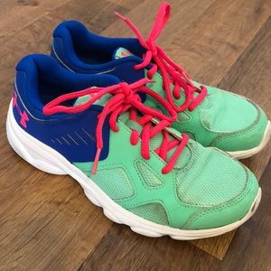 Under Armour Girls Running Shoe